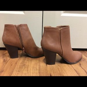 Cityclassified ankle boots